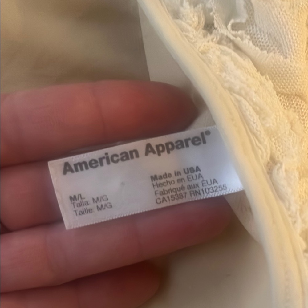 White Ruffled Bikini Set Vintage American Apparel - Picture 4 of 4